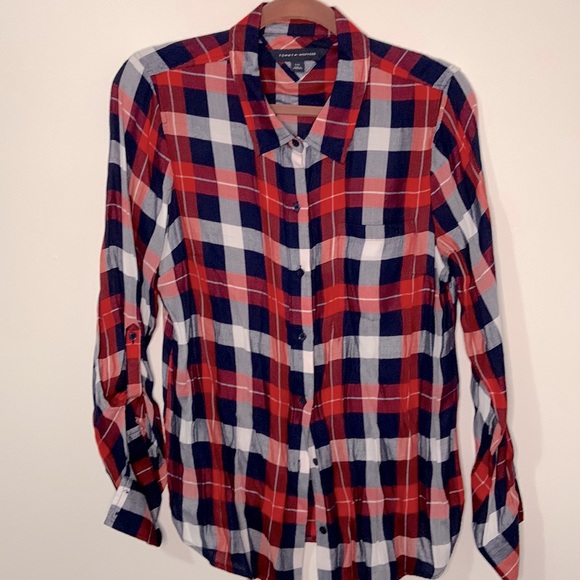 Tommy Hilfiger Shirt - Picture 1 of 3